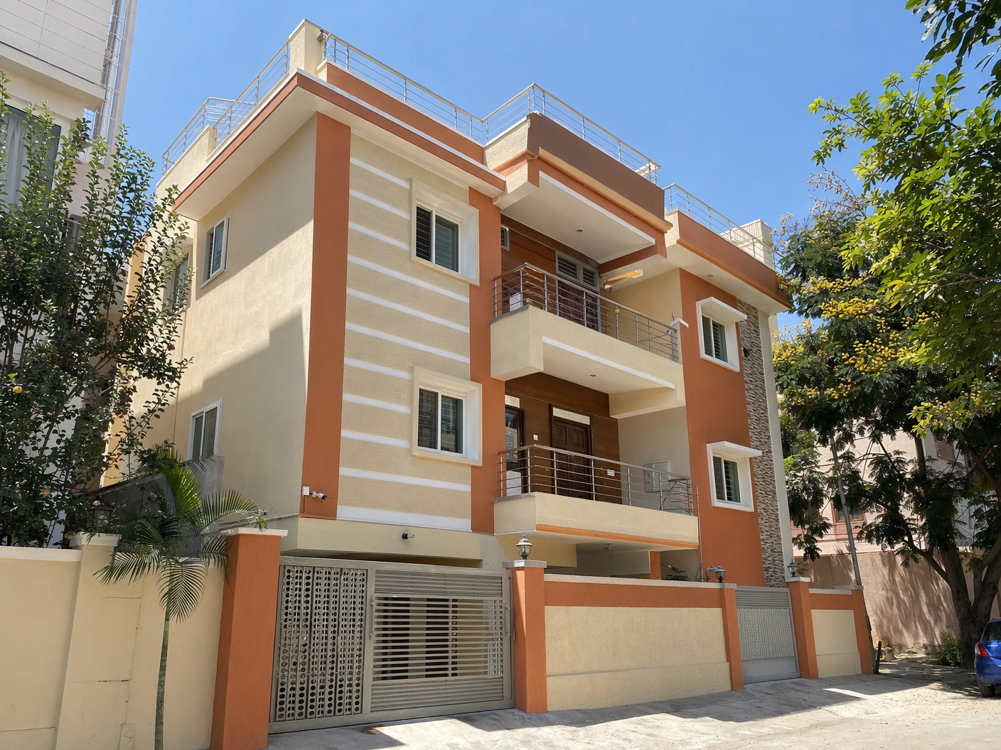Professional exterior wall painting service by Raddysolution
